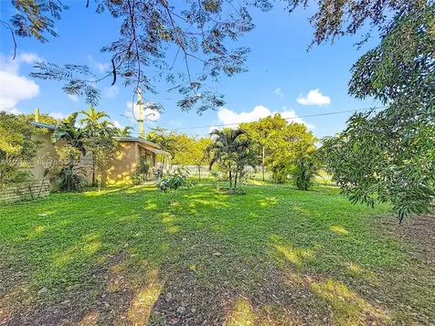 1860 NW 127th Street Miami FL 33167