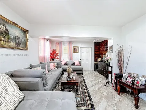 1860 NW 127th Street Miami FL 33167