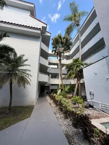 8255 SW 152nd Avenue Miami FL 33193