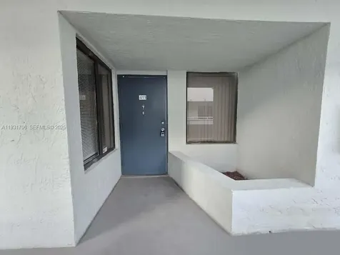 8255 SW 152nd Avenue Miami FL 33193