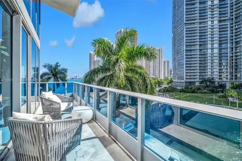 200 Biscayne Boulevard Way Miami FL 33131