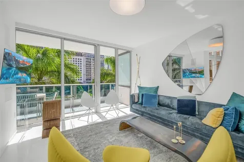 200 Biscayne Boulevard Way Miami FL 33131