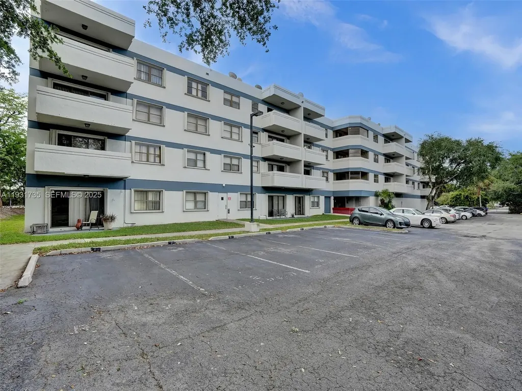 1891 N 61st Avenue Hollywood FL 33024