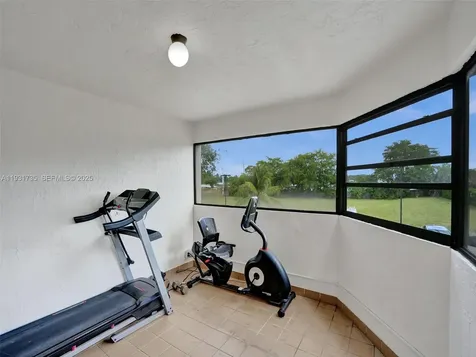 1891 N 61st Avenue Hollywood FL 33024