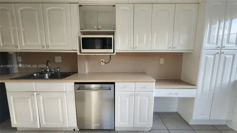 1891 N 61st Avenue Hollywood FL 33024