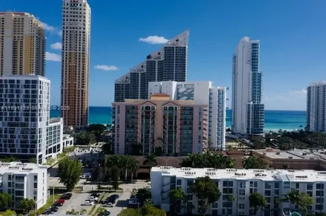 17555 Atlantic Boulevard Sunny Isles Beach FL 33160