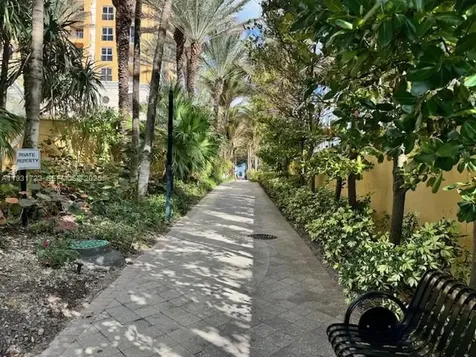 17555 Atlantic Boulevard Sunny Isles Beach FL 33160