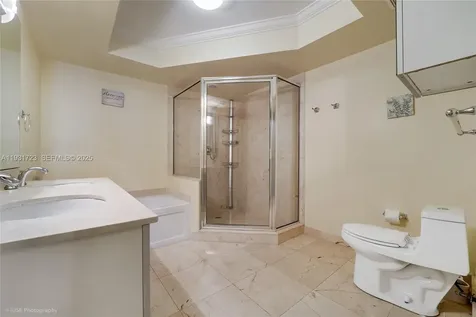 17555 Atlantic Boulevard Sunny Isles Beach FL 33160
