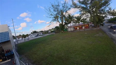 168 4215 Miami Gardens FL 33055