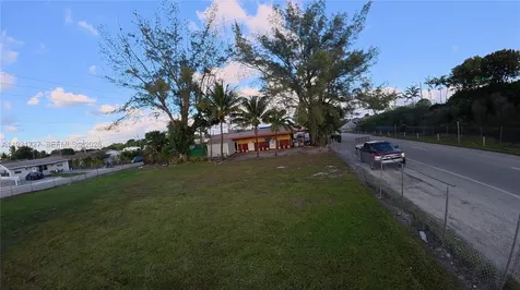 168 4215 Miami Gardens FL 33055