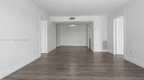 4158 Inverrary Drive Lauderhill FL 33319