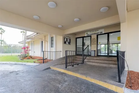 4158 Inverrary Drive Lauderhill FL 33319