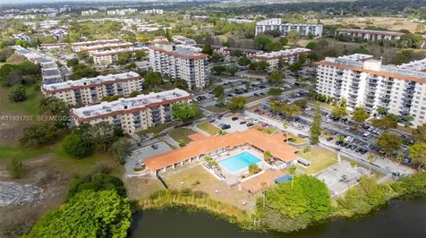 4158 Inverrary Drive Lauderhill FL 33319