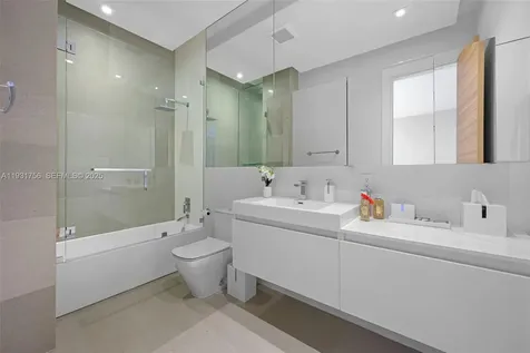 3260 NE 165th Street North Miami Beach FL 33160