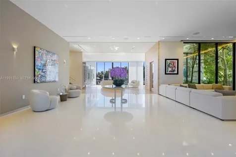 3260 NE 165th Street North Miami Beach FL 33160