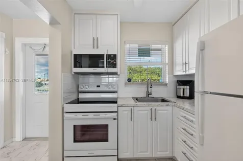 2650 W Golf Boulevard Pompano Beach FL 33064