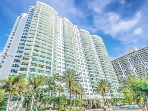 20201 E Country Club Drive Aventura FL 33180