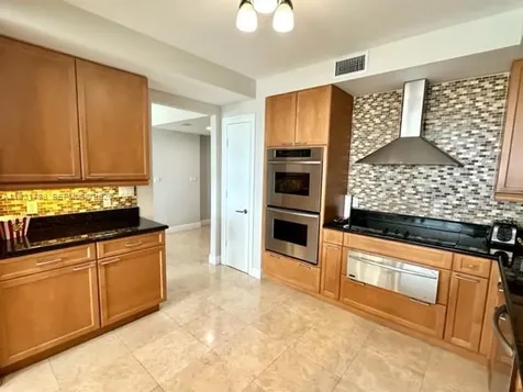 20201 E Country Club Drive Aventura FL 33180