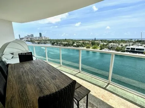 20201 E Country Club Drive Aventura FL 33180