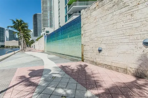 335 S Biscayne Boulevard Miami FL 33131