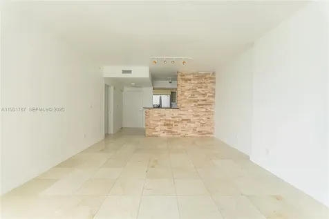 335 S Biscayne Boulevard Miami FL 33131