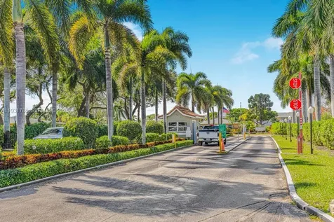 1541 NW 18th Avenue Delray Beach FL 33445