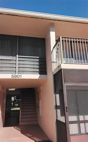 5901 Washington Street Hollywood FL 33023