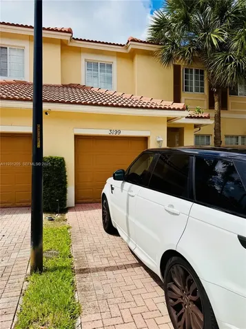 3199 NW 32nd Terrace Oakland Park FL 33309
