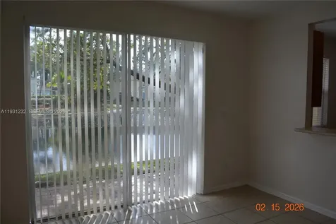 2851 W Prospect Road Tamarac FL 33309