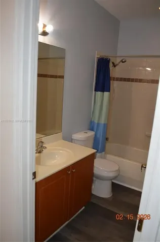 2851 W Prospect Road Tamarac FL 33309