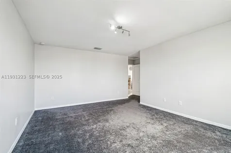 7113 Ozello Trail Avenue Sun City Center FL 33573
