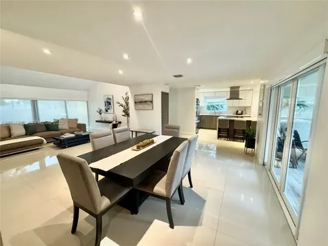 16323 SW 108th Court Miami FL 33157