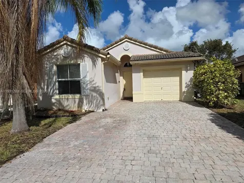 1885 SE 13th Street Homestead FL 33035