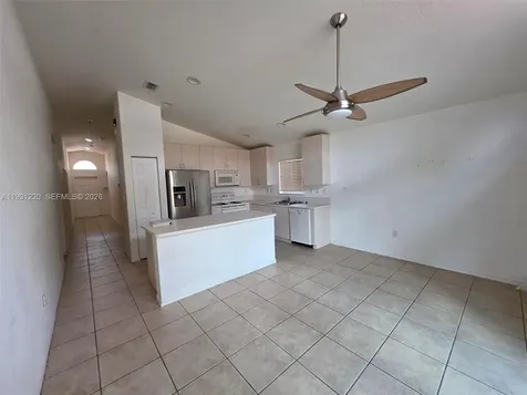 1885 SE 13th Street Homestead FL 33035
