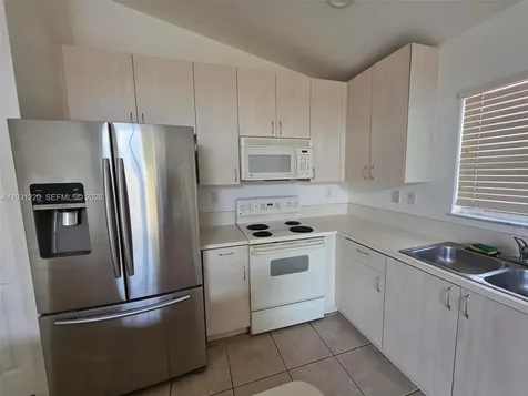 1885 SE 13th Street Homestead FL 33035