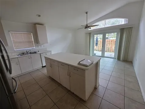 1885 SE 13th Street Homestead FL 33035