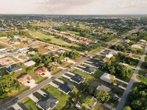 4912 Leonard Boulevard S Lehigh Acres FL 33973