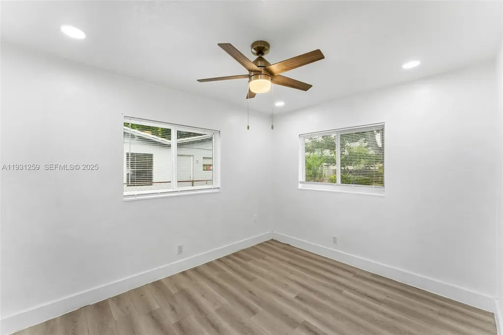 671 NW 23rd Terrace Pompano Beach FL 33069