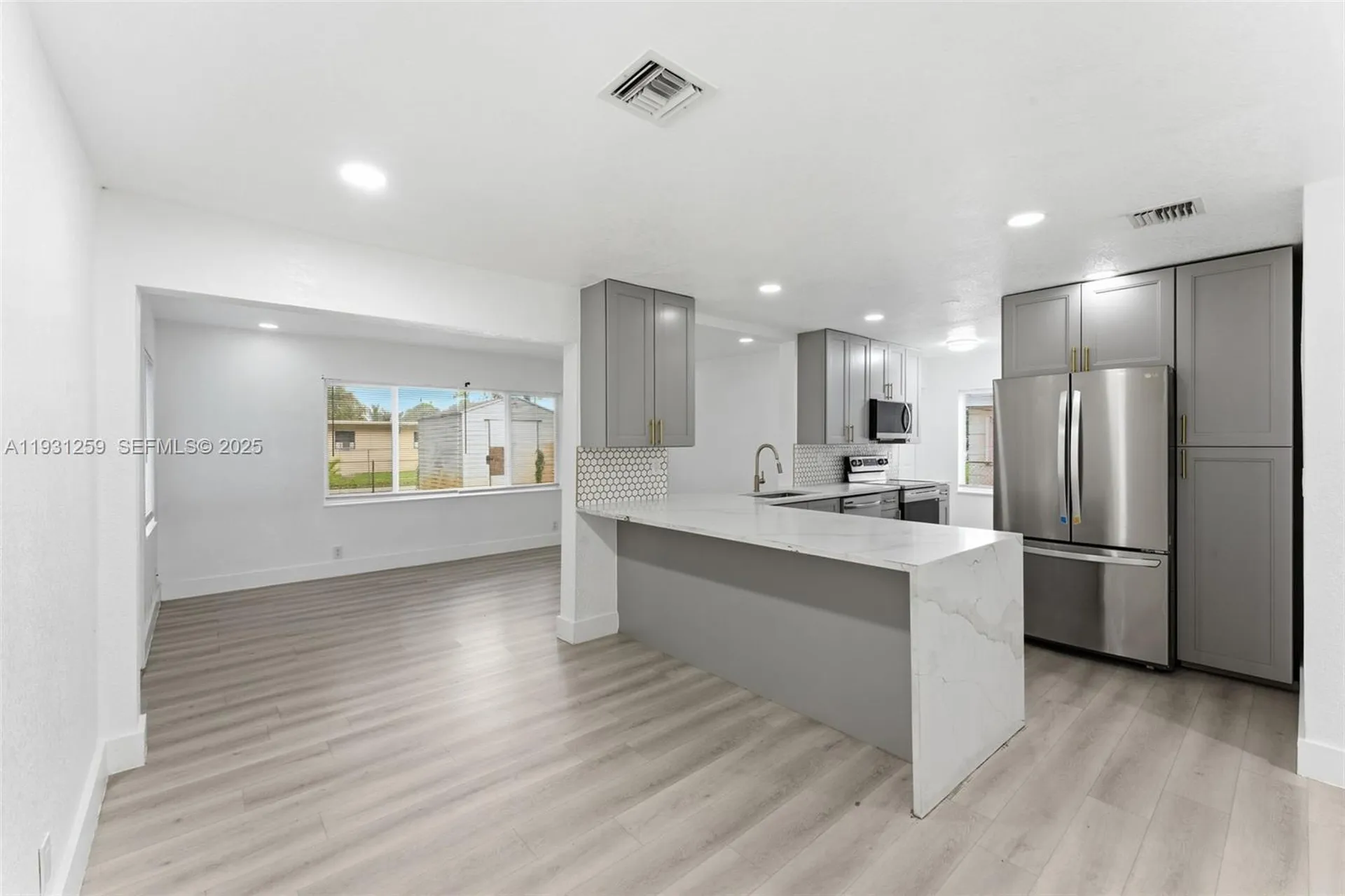 671 NW 23rd Terrace Pompano Beach FL 33069