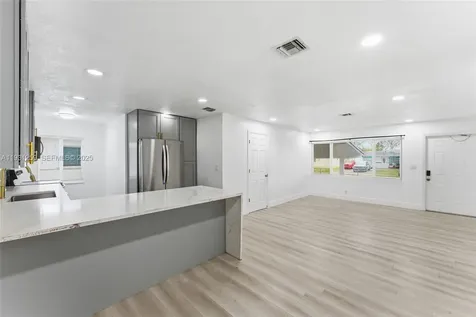 671 NW 23rd Terrace Pompano Beach FL 33069