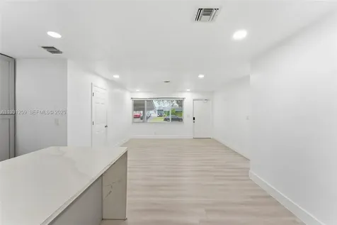 671 NW 23rd Terrace Pompano Beach FL 33069