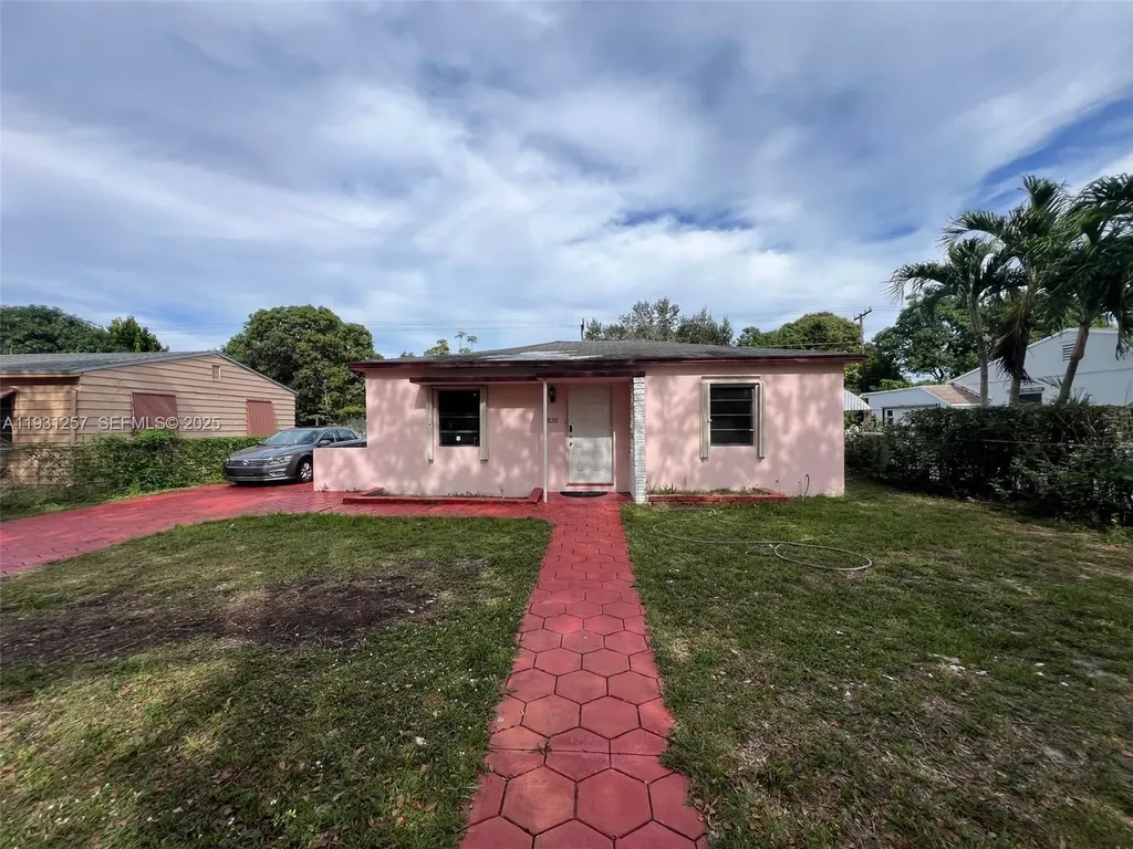 835 NW 126th Street North Miami FL 33168
