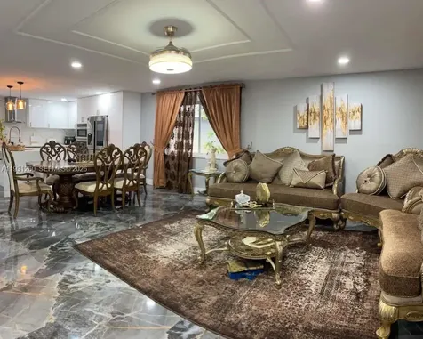 Pembroke Pines FL 33025