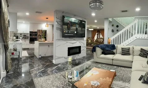 Pembroke Pines FL 33025