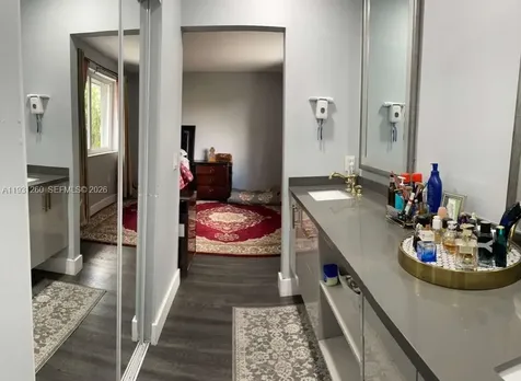 Pembroke Pines FL 33025