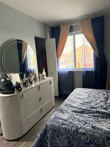 Pembroke Pines FL 33025