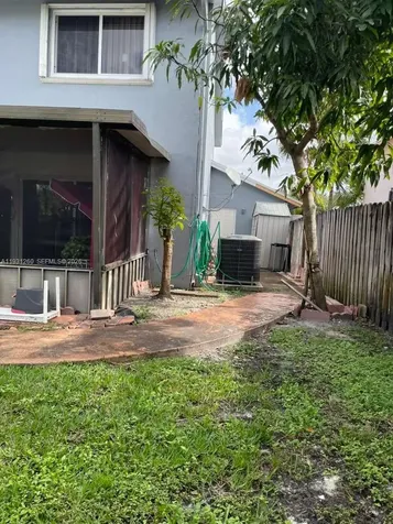 Pembroke Pines FL 33025