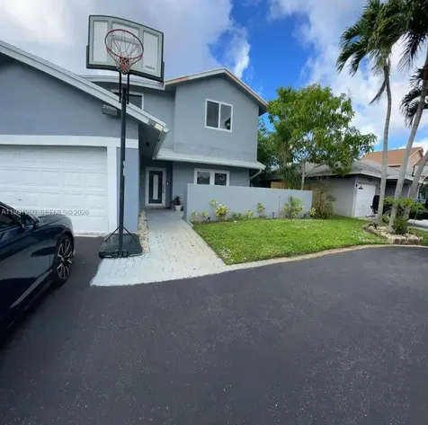 Pembroke Pines FL 33025
