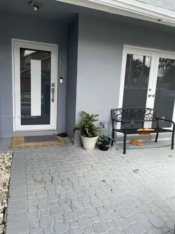Pembroke Pines FL 33025