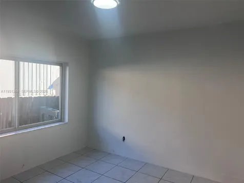 3090 NW 29th Street Miami FL 33142
